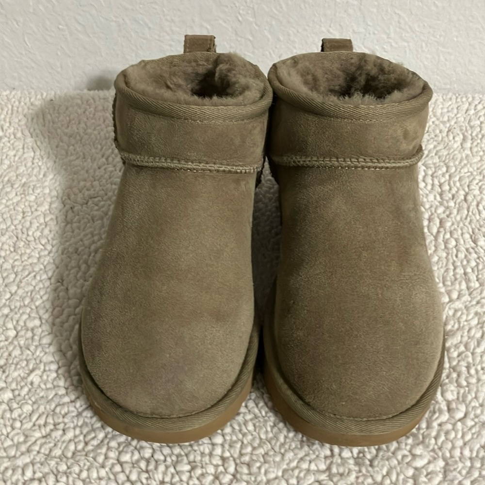 Plush Tan Suede Boots